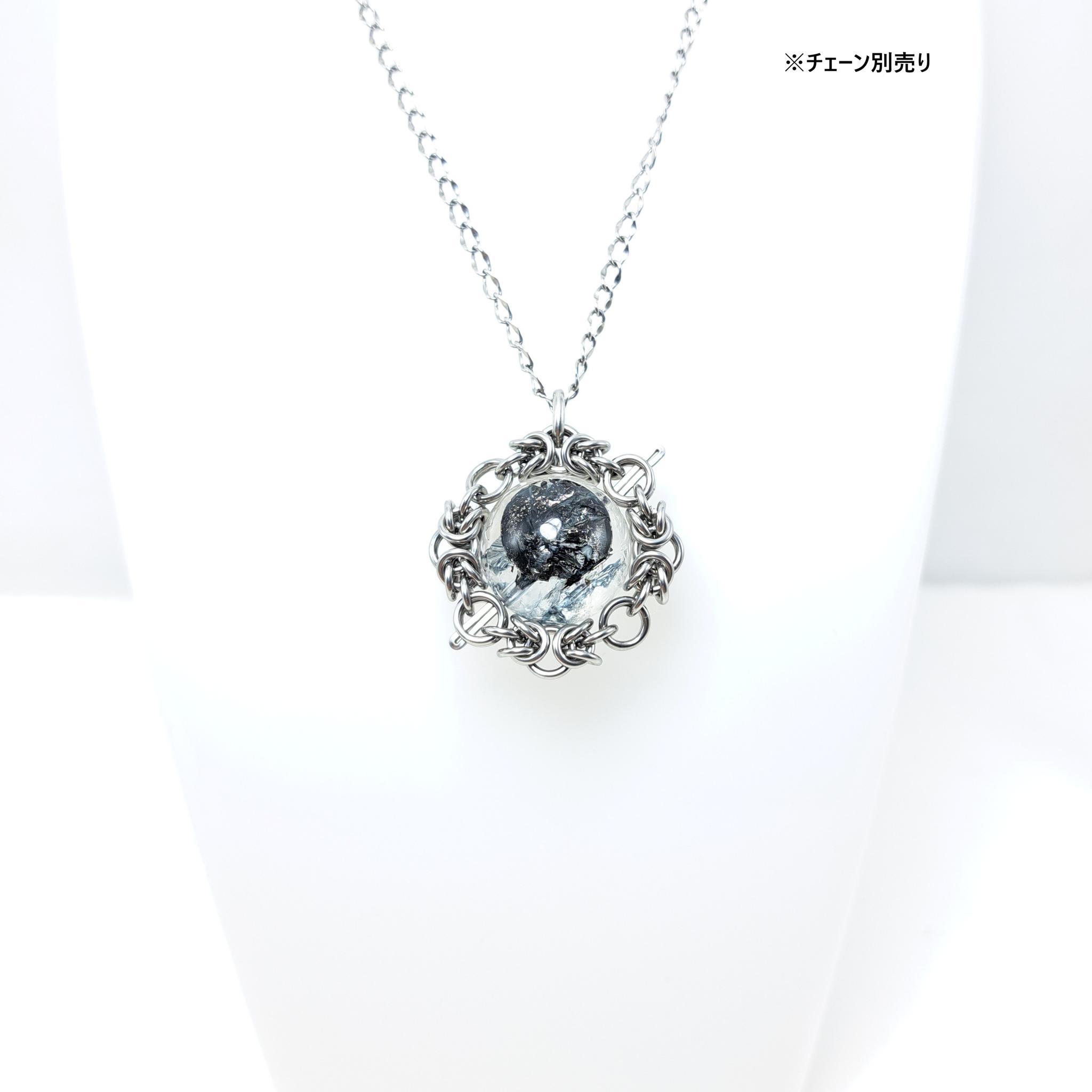±17㎜の巨珠！！　グラファイト 入り エレスチャルクォーツ (ヒマラヤ水晶) ペンダントトップ | 4枚目