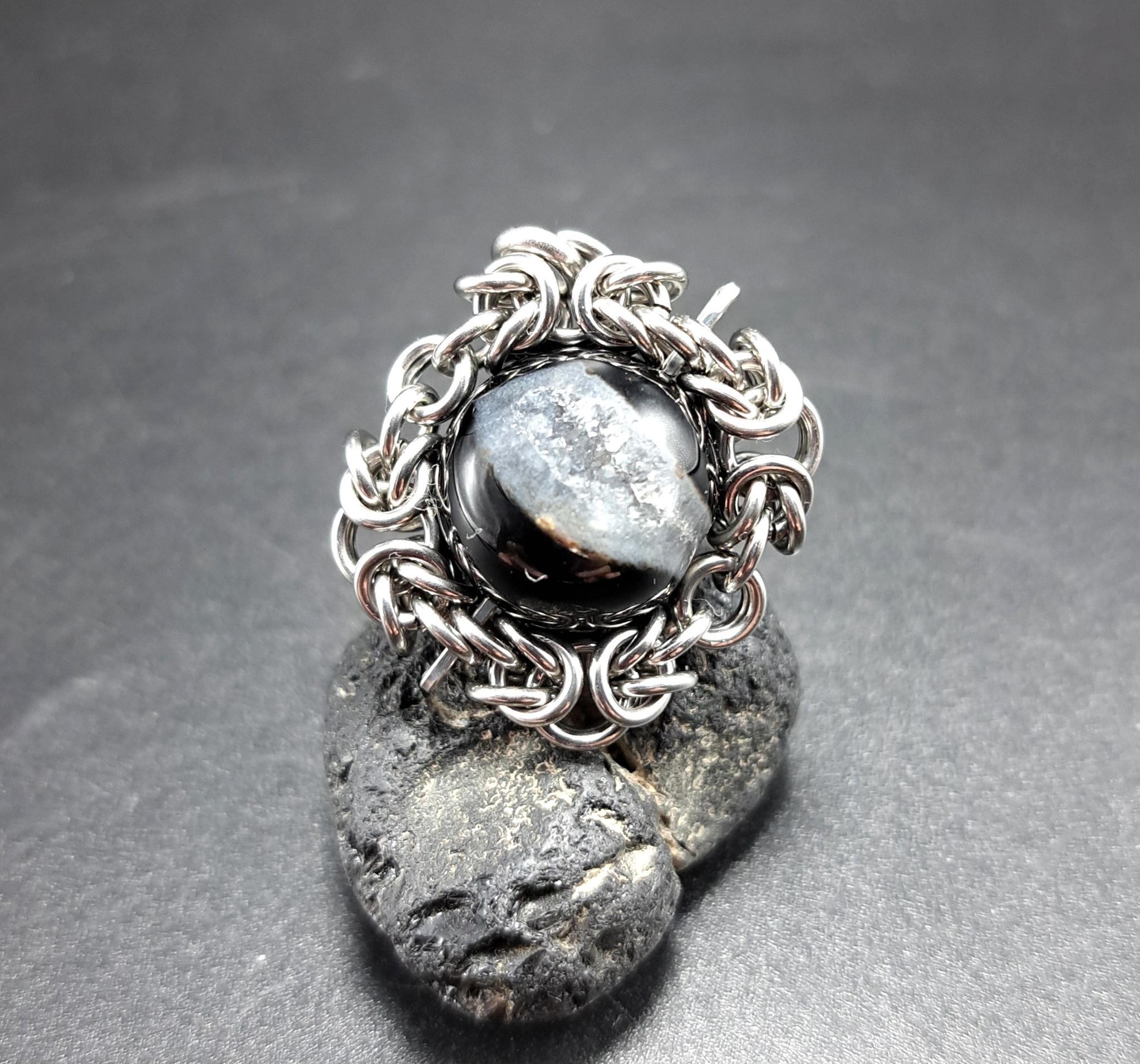 龍穴 黒瑪瑙 （ トレジャー メノウ ） ペンダントトップ