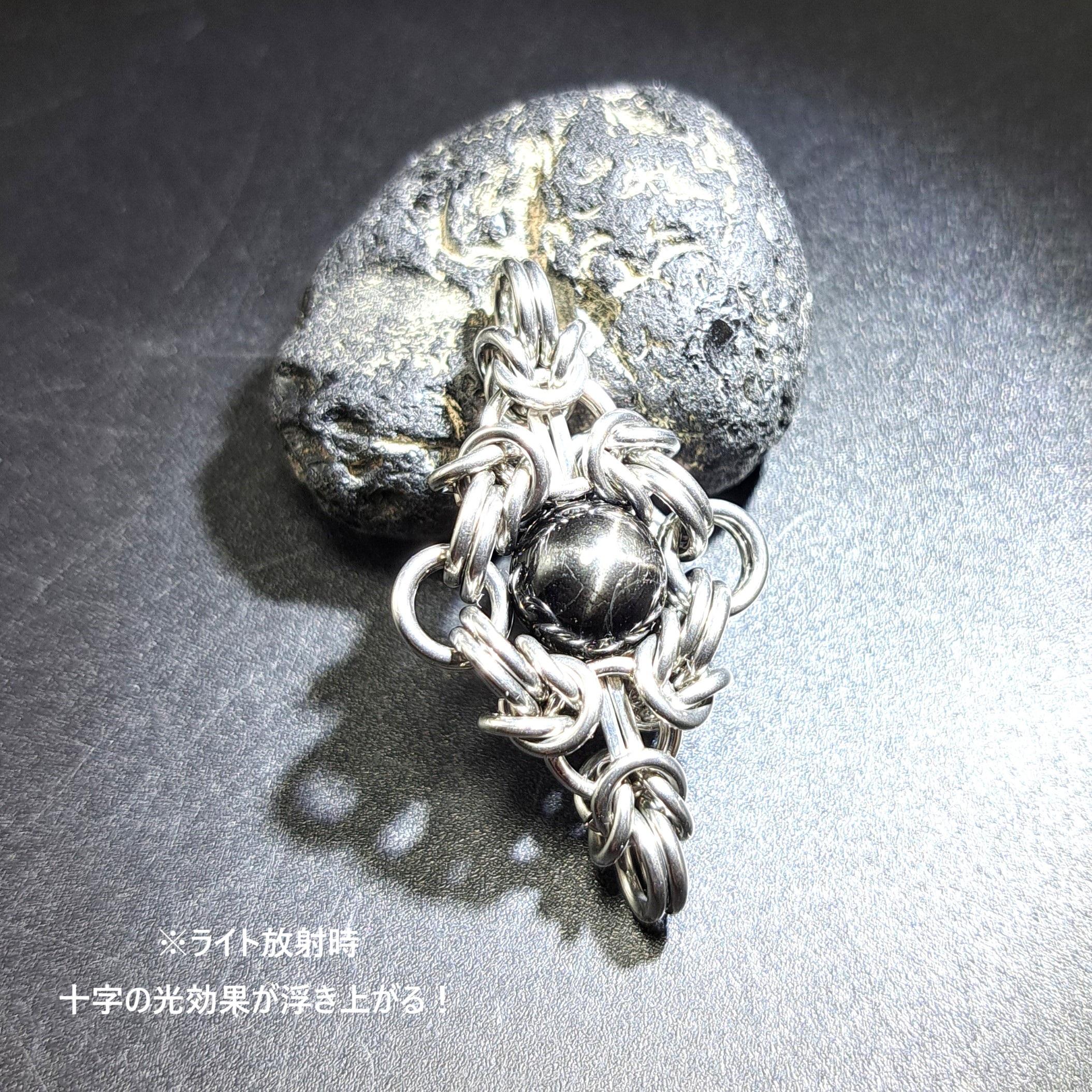 十文字のスター効果！ブラックスターダイオプサイト ペンダントトップ