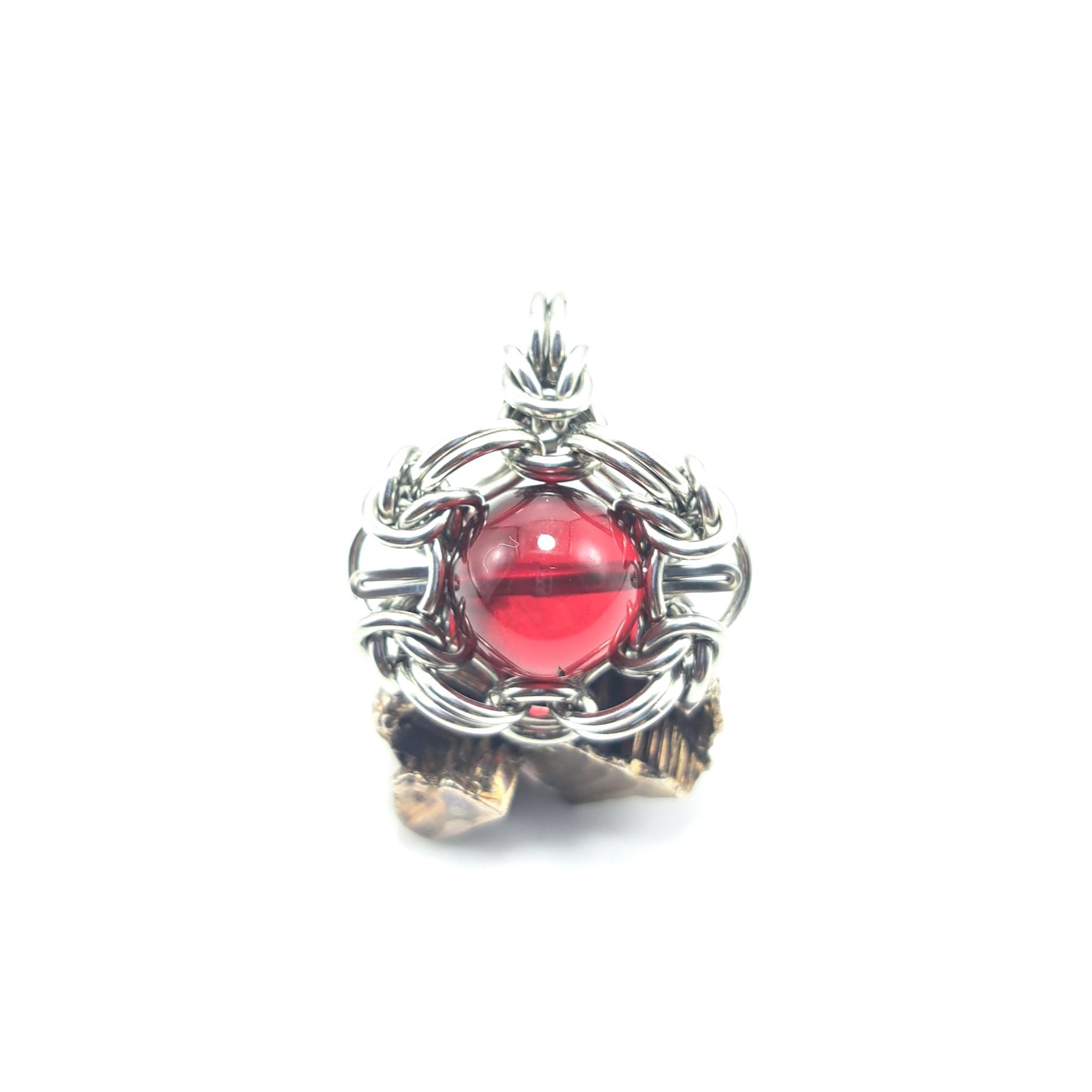 抜群の透明感!　ルビーレッドアンバー (バルト海産)　ペンダントトップ