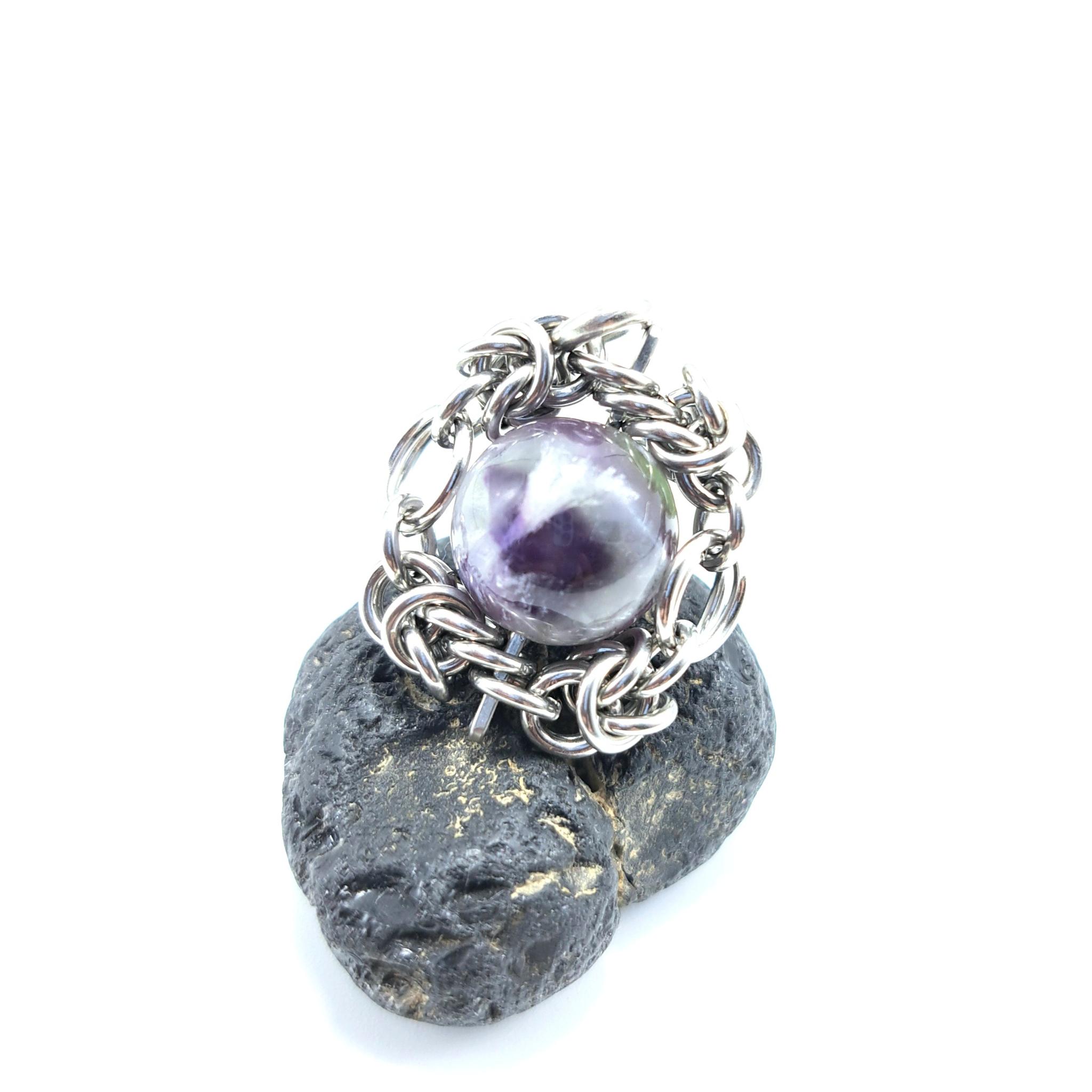 内包物が個性的! フェザー イン フローライト　ペンダントトップ