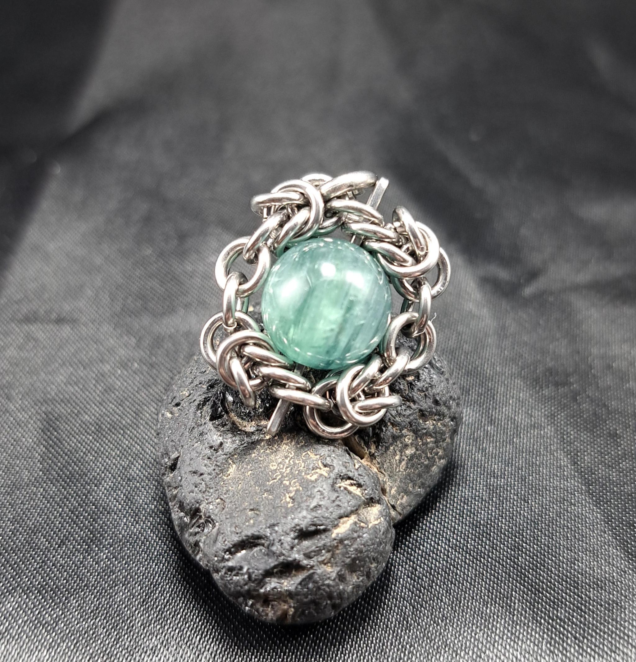 天然無着色! ブルーグリーンカイヤナイト ペンダントトップ1枚目の画像