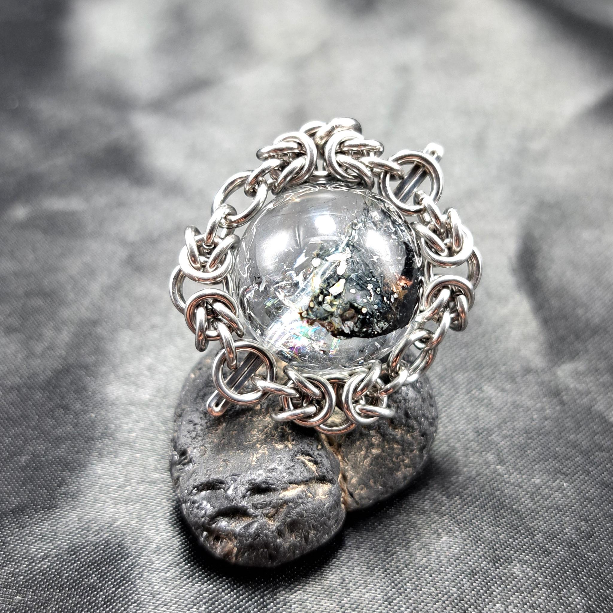 ±17㎜の巨珠！！　グラファイト 入り エレスチャルクォーツ (ヒマラヤ水晶) ペンダントトップ