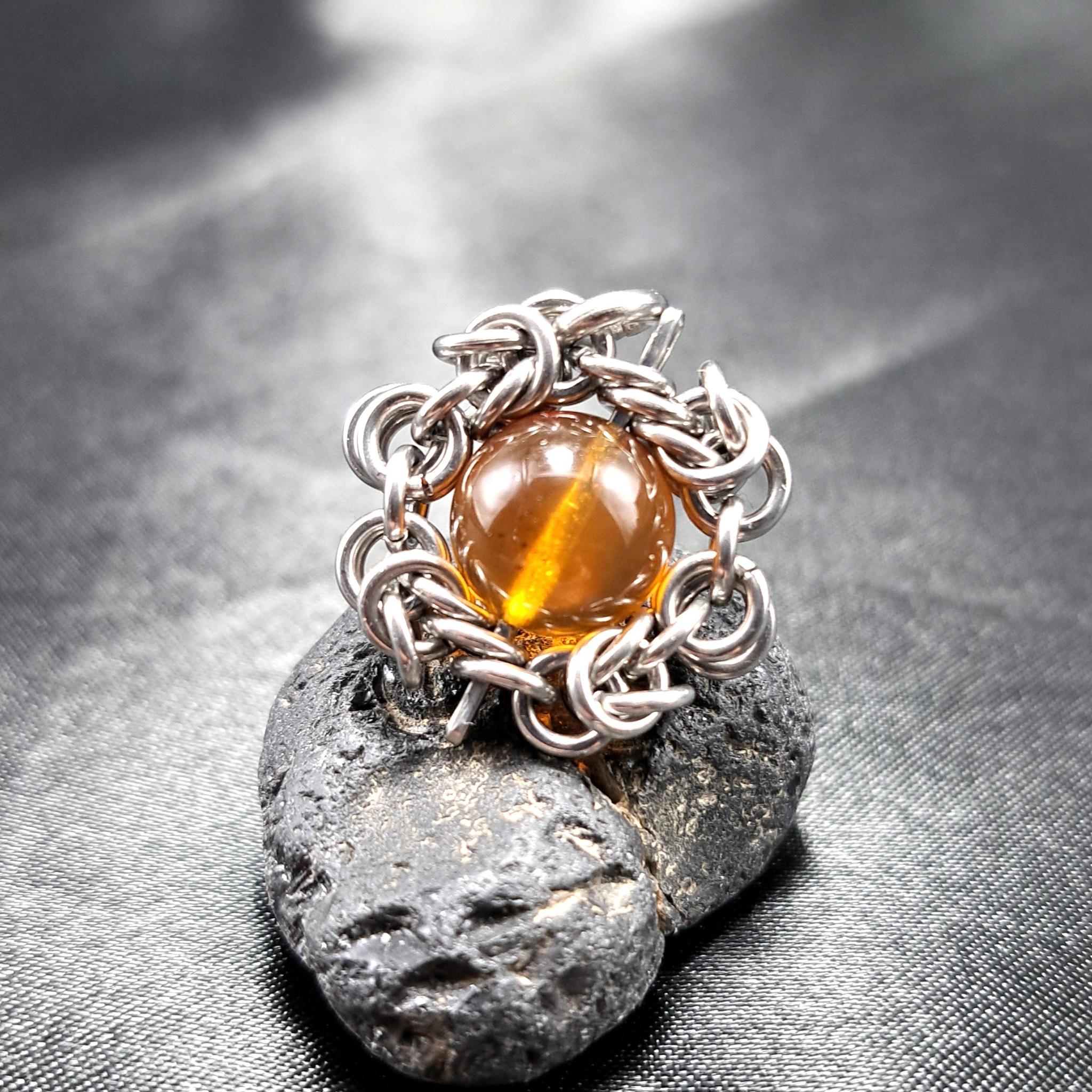 希少なミャンマー産天然琥珀! ブルーアンバー ペンダントトップ