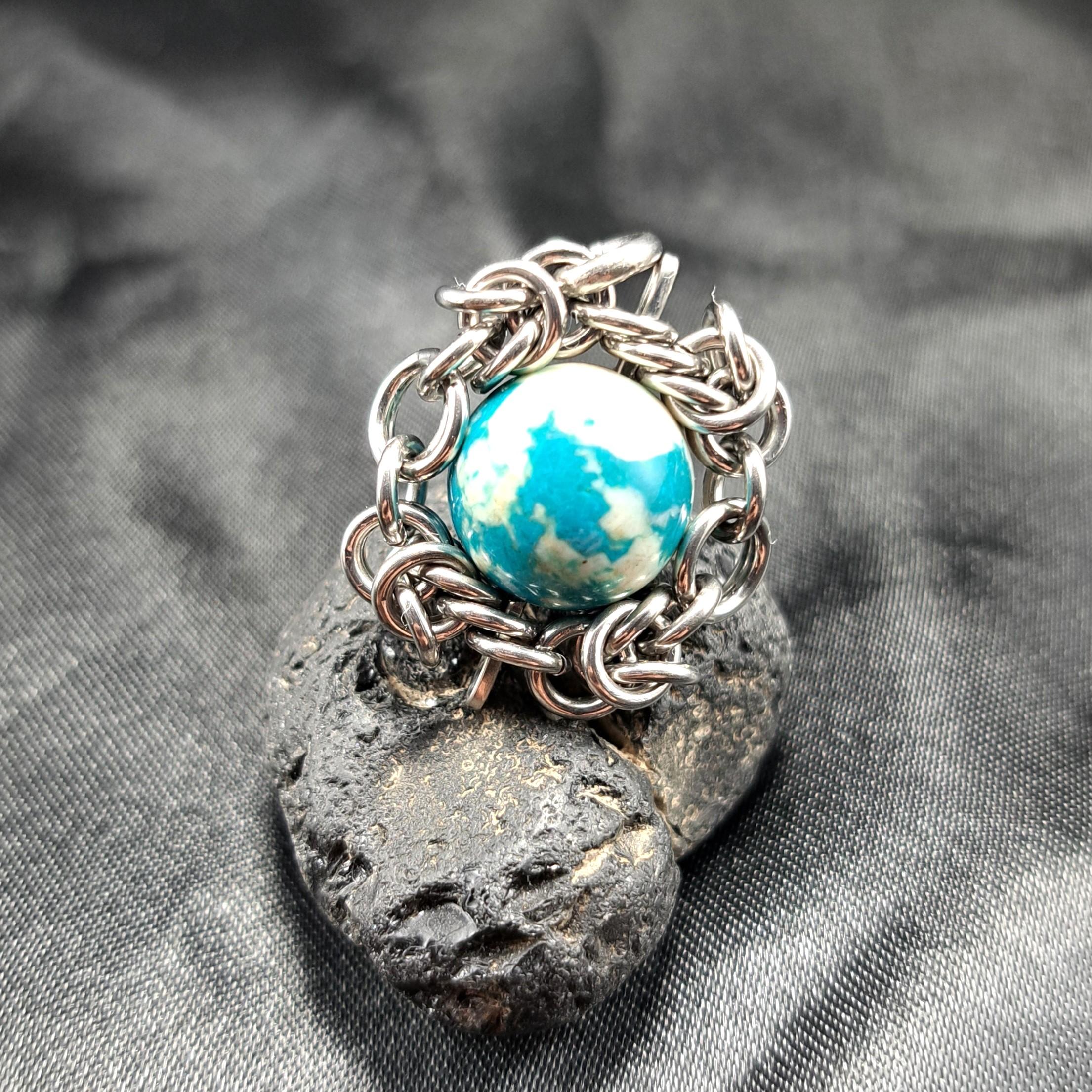 白と水色の模様が美しい! クリソコラインクオーツ(シュードモルフ) ペンダントトップ1枚目の画像